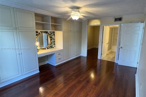 Купить кондоминиум в Авентура, Флорида 2 спальни, 120.77м2, № 1977336 - фото 10