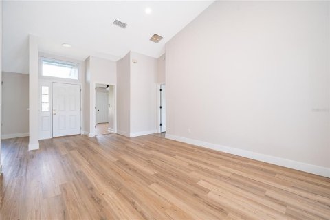 Casa en venta en Orlando, Florida, 4 dormitorios, 190.91 m2 № 2093282 - foto 12