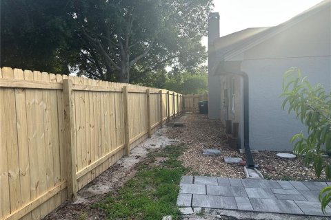 Casa en venta en Orlando, Florida, 4 dormitorios, 190.91 m2 № 2093282 - foto 30
