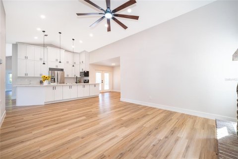 Casa en venta en Orlando, Florida, 4 dormitorios, 190.91 m2 № 2093282 - foto 11