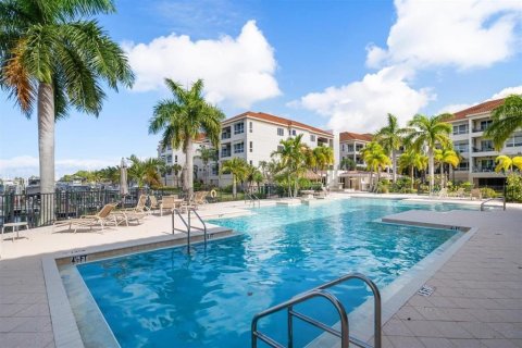 Condo in Apollo Beach, Florida, 3 bedrooms  № 1677254 - photo 30