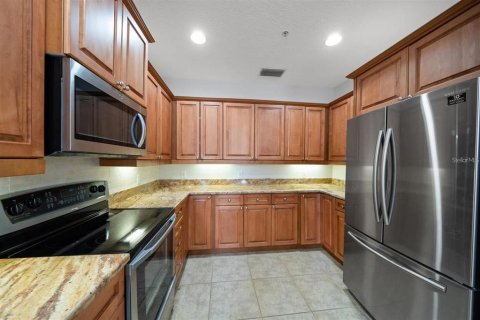 Condo in Apollo Beach, Florida, 3 bedrooms  № 1677254 - photo 13