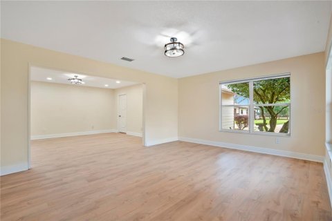 Casa en venta en Plant City, Florida, 4 dormitorios, 272.02 m2 № 2149326 - foto 10