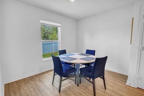 Casa en alquiler en Kissimmee, Florida, 3 dormitorios, 130.06 m2 № 1848702 - foto 11