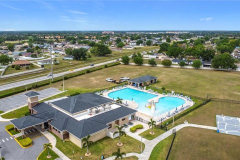 Casa en alquiler en Kissimmee, Florida, 3 dormitorios, 130.06 m2 № 1848702 - foto 22