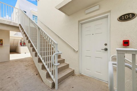 Купить кондоминиум в Майами-Бич, Флорида 1 спальня, 54.81м2, № 2057720 - фото 9