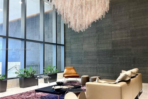 Condo in Miami, Florida, 1 bedroom № 1988271 - photo 30