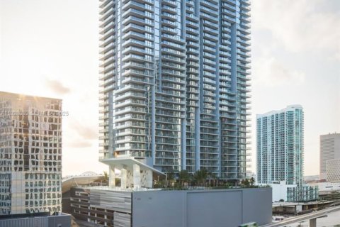 Снять в аренду кондоминиум в Майами, Флорида 1 спальня, 82.59м2, № 1988271 - фото 12