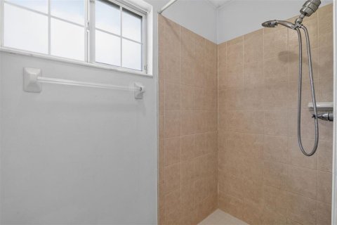 Casa en venta en Gainesville, Florida, 4 dormitorios, 158.21 m2 № 2236941 - foto 22
