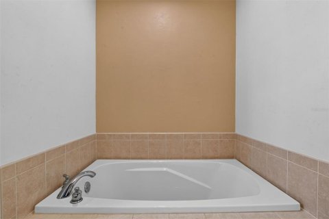 Casa en venta en Gainesville, Florida, 4 dormitorios, 158.21 m2 № 2236941 - foto 21