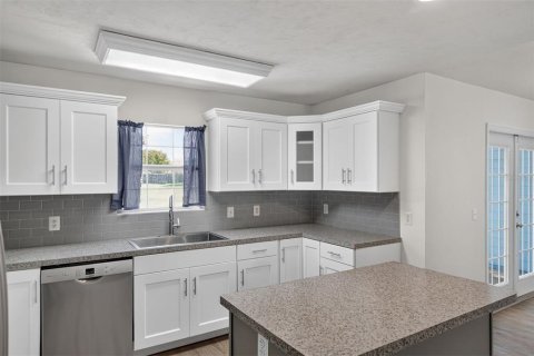 Casa en venta en Gainesville, Florida, 4 dormitorios, 158.21 m2 № 2236941 - foto 3