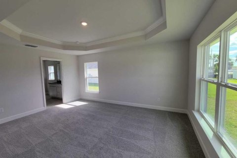 House in Ocala, Florida 4 bedrooms, 196.49 sq.m. № 2152412 - photo 10