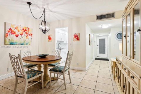 Copropriété à louer à Lauderdale Lakes, Floride: 2 chambres, 89.19 m2 № 2007739 - photo 8