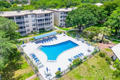 Copropriété à louer à Lauderdale Lakes, Floride: 2 chambres, 89.19 m2 № 2007739 - photo 27