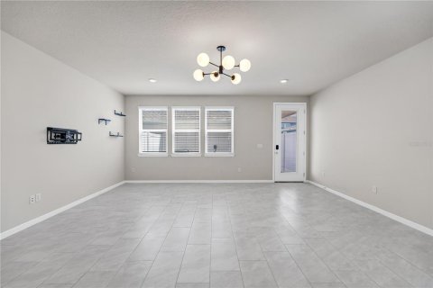 Townhouse in ISLES OF LAKE NONA in Orlando, Florida 4 bedrooms, 172.61 sq.m. № 2196920 - photo 11