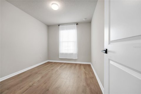 Townhouse in ISLES OF LAKE NONA in Orlando, Florida 4 bedrooms, 172.61 sq.m. № 2196920 - photo 22