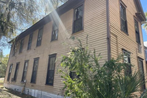 Propiedad comercial en venta en Leesburg, Florida, 1011.06 m2 № 2371093 - foto 2
