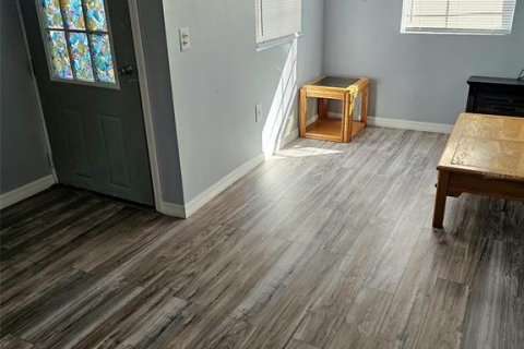 Villa ou maison à louer à Orlando, Floride: 1 chambre, 37.16 m2 № 2148976 - photo 5