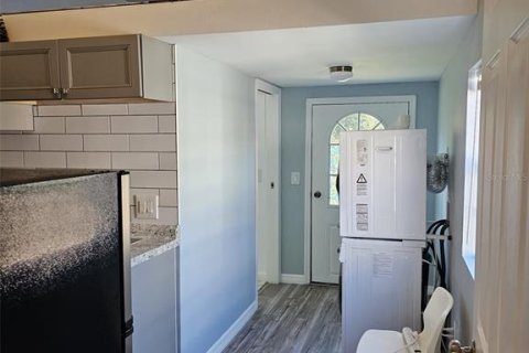 Villa ou maison à louer à Orlando, Floride: 1 chambre, 37.16 m2 № 2148976 - photo 13