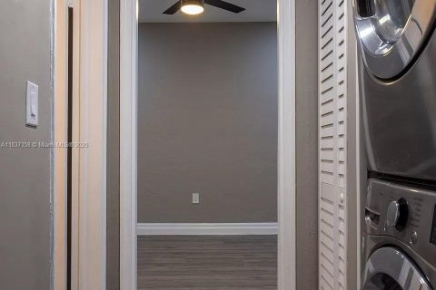 Купить кондоминиум в Майами-Бич, Флорида 1 спальня, 56.67м2, № 1958473 - фото 15