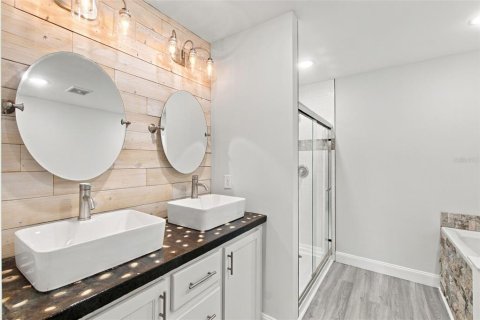 Casa en venta en Tavares, Florida, 3 dormitorios, 149.29 m2 № 2387609 - foto 8