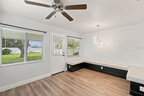 Casa en venta en Tavares, Florida, 3 dormitorios, 149.29 m2 № 2387609 - foto 5