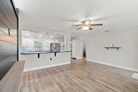 Casa en venta en Tavares, Florida, 3 dormitorios, 149.29 m2 № 2387609 - foto 16
