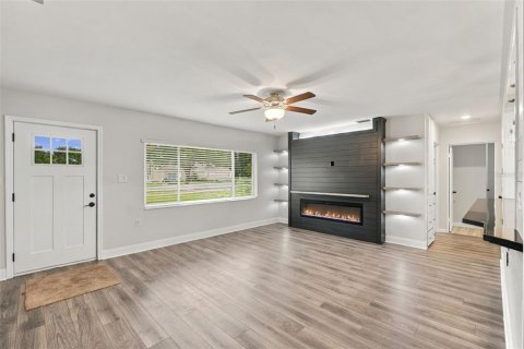 Casa en venta en Tavares, Florida, 3 dormitorios, 149.29 m2 № 2387609 - foto 15