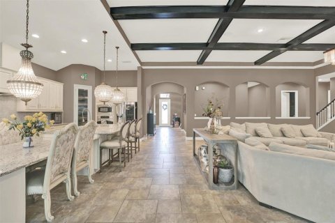 House in Tampa, Florida 6 bedrooms, 358.05 sq.m. № 1877431 - photo 13