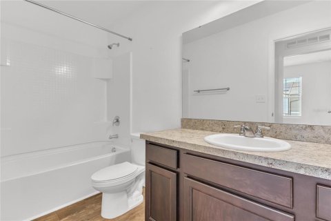 Townhouse in Davenport, Florida 3 bedrooms, 130.43 sq.m. № 1813442 - photo 19