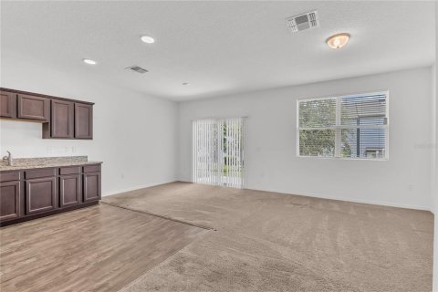 Townhouse in Davenport, Florida 3 bedrooms, 130.43 sq.m. № 1813442 - photo 6