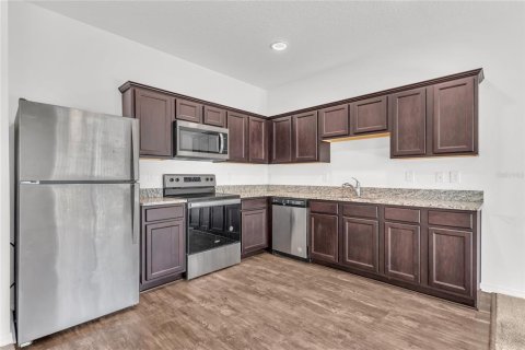 Townhouse in Davenport, Florida 3 bedrooms, 130.43 sq.m. № 1813442 - photo 7