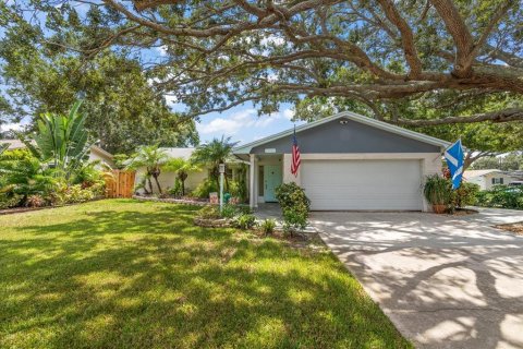 Casa en venta en Seminole, Florida, 3 dormitorios, 141.58 m2 № 1914807 - foto 1