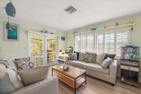 Casa en venta en Seminole, Florida, 3 dormitorios, 141.58 m2 № 1914807 - foto 17