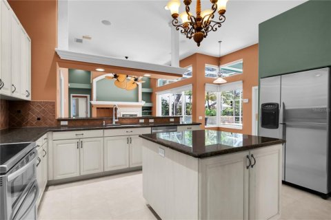 Casa en venta en Brandon, Florida, 4 dormitorios, 298.31 m2 № 1887002 - foto 18