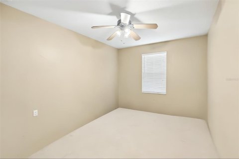 House in Tavares, Florida 3 bedrooms, 207.36 sq.m. № 2208719 - photo 7