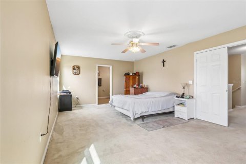 House in Tavares, Florida 3 bedrooms, 207.36 sq.m. № 2208719 - photo 14