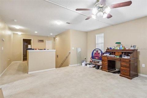 House in Tavares, Florida 3 bedrooms, 207.36 sq.m. № 2208719 - photo 10