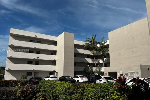 Copropriété à louer à Hialeah, Floride: 2 chambres, 95.22 m2 № 1989107 - photo 15