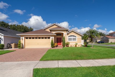 Casa en alquiler en Kissimmee, Florida, 4 dormitorios, 154.59 m2 № 1916326 - foto 1
