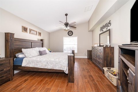 Casa en alquiler en Kissimmee, Florida, 4 dormitorios, 154.59 m2 № 1916326 - foto 20