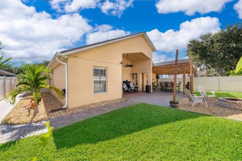 Casa en alquiler en Kissimmee, Florida, 4 dormitorios, 154.59 m2 № 1916326 - foto 30