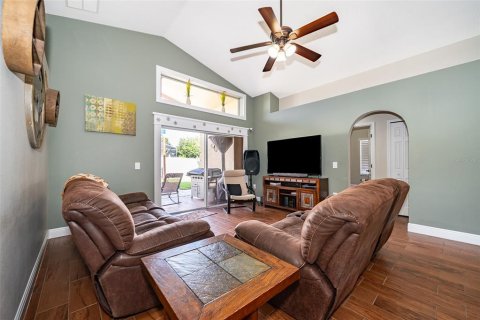 Casa en alquiler en Kissimmee, Florida, 4 dormitorios, 154.59 m2 № 1916326 - foto 12