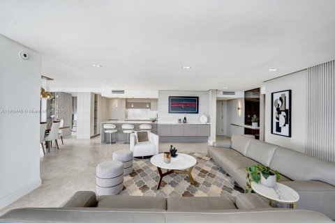 Copropriété à vendre à Aventura, Floride: 4 chambres, 219.25 m2 № 1966332 - photo 9