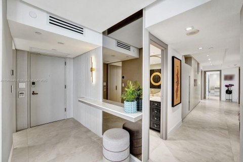 Copropriété à vendre à Aventura, Floride: 4 chambres, 219.25 m2 № 1966332 - photo 2