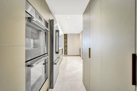 Copropriété à vendre à Aventura, Floride: 4 chambres, 219.25 m2 № 1966332 - photo 25