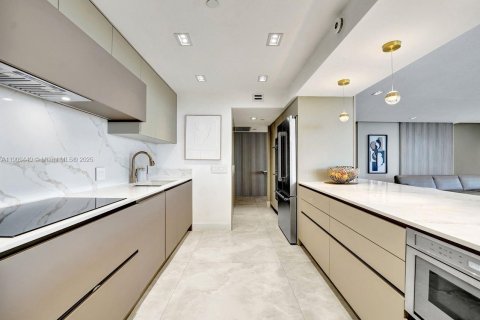 Copropriété à vendre à Aventura, Floride: 4 chambres, 219.25 m2 № 1966332 - photo 20