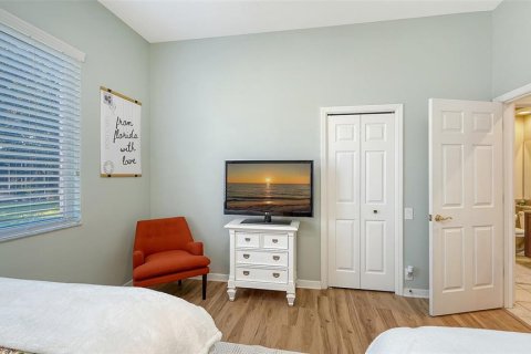 House in Bradenton, Florida 2 bedrooms, 199.46 sq.m. № 2212755 - photo 27