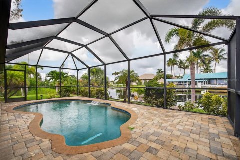 House in Port Charlotte, Florida 3 bedrooms, 148.92 sq.m. № 1873455 - photo 22