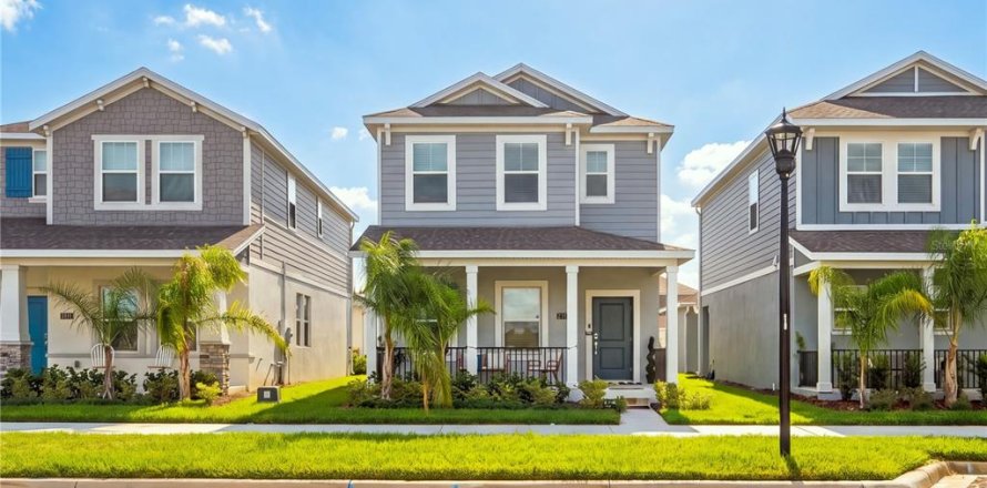 Villa ou maison à Clermont, Floride 4 chambres, 187.94 m2 № 2409864